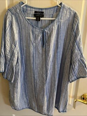 Tahari Blue and White Striped Ruffle-Sleeve Peasant Top linen size 1X